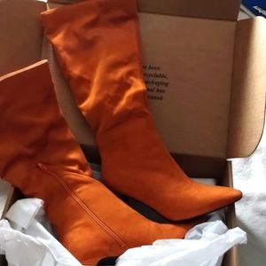 Women's size 8 boots, orange